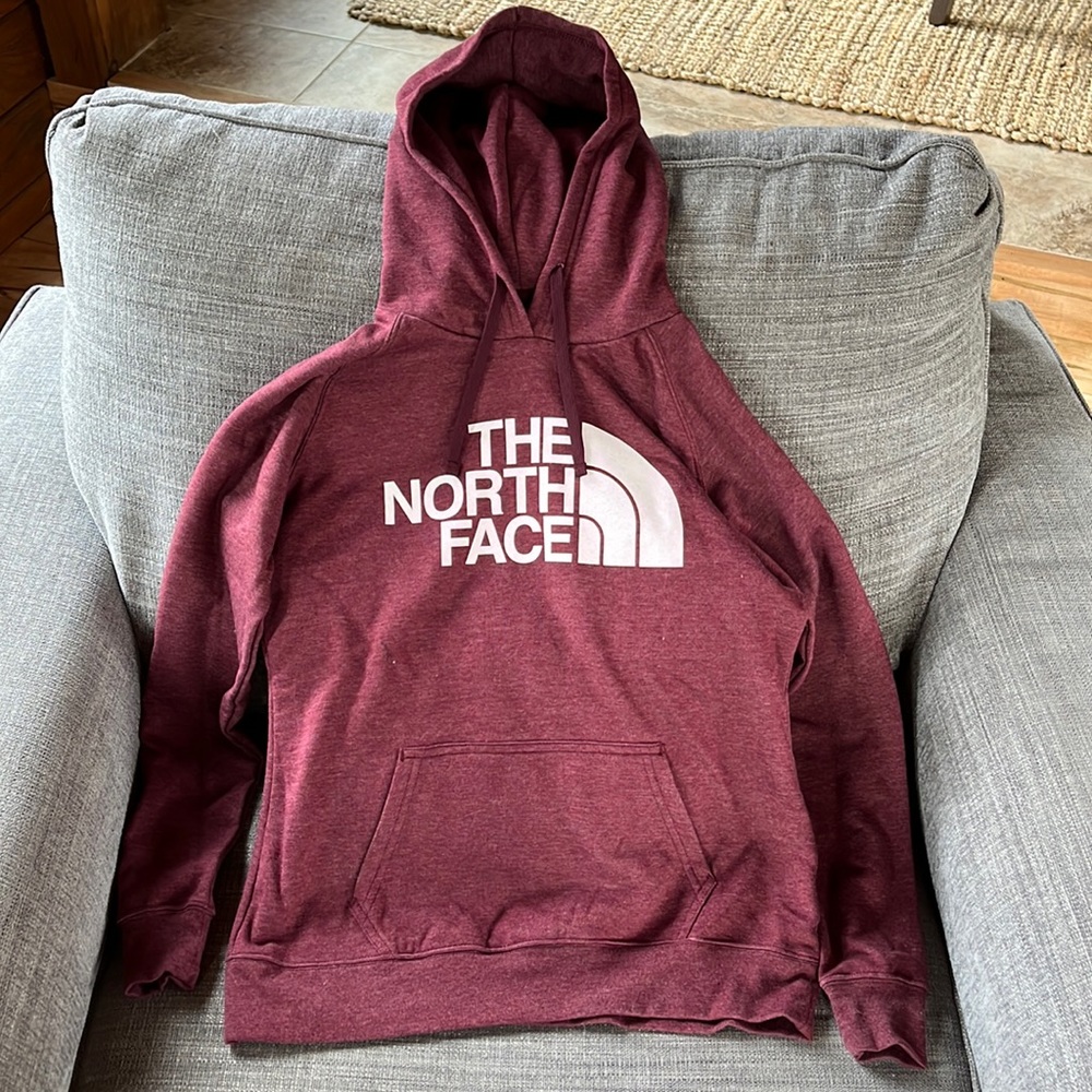 North Face sweatshirt. Women’s size medium.